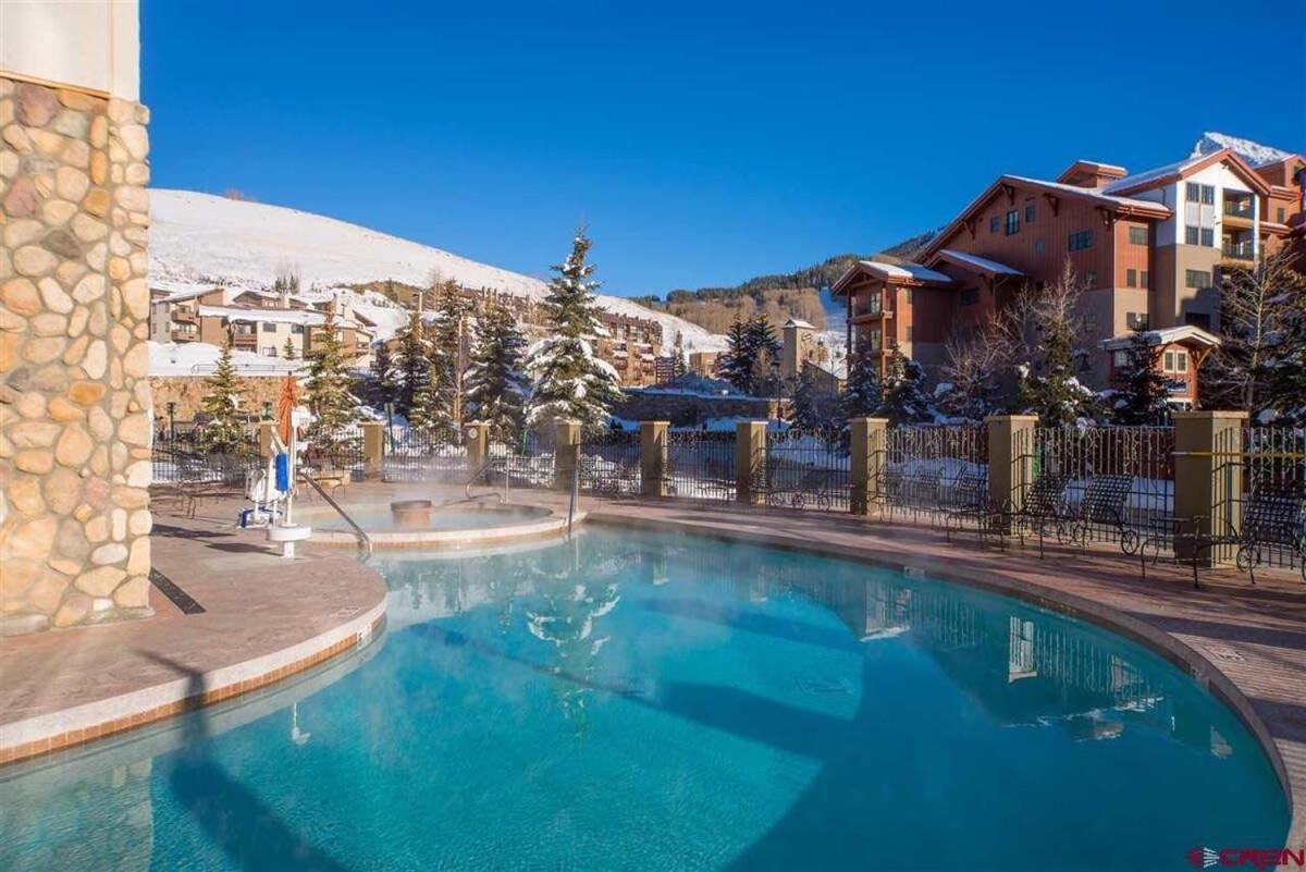 Studio 115 Perfect Location With Pool And Hot Tub Крестед Бют Екстериор снимка